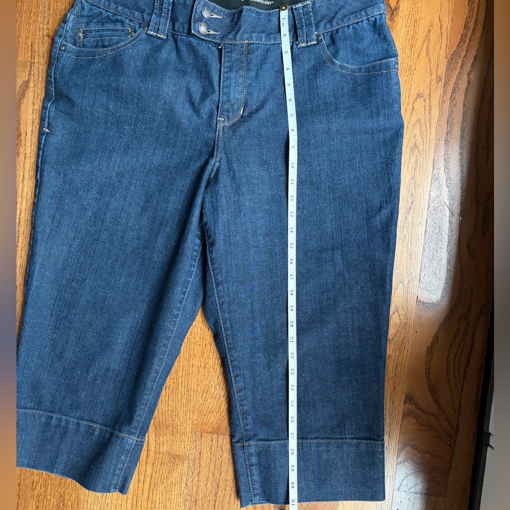 Lane Bryant Cropped Jeans Womens 18 Dark Blue Denim Elastic Waist. Like NEW! - Picture 6 of 8